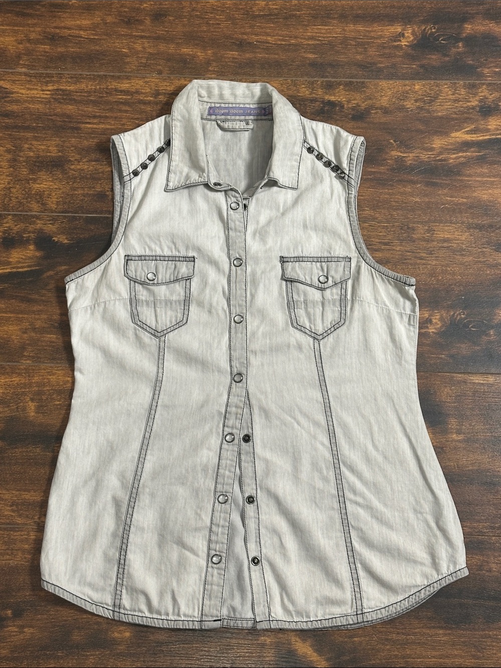 Boom Boom Jeans Sleeveless Pearl Snap Shirt Spike Studs S ⚡️🤠